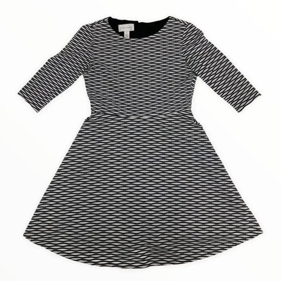 Donna Morgan Dresses & Skirts - Donna Morgan Black & White Pattern A-Line Flare Dress